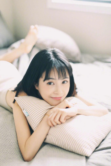 她爱上了我的谎